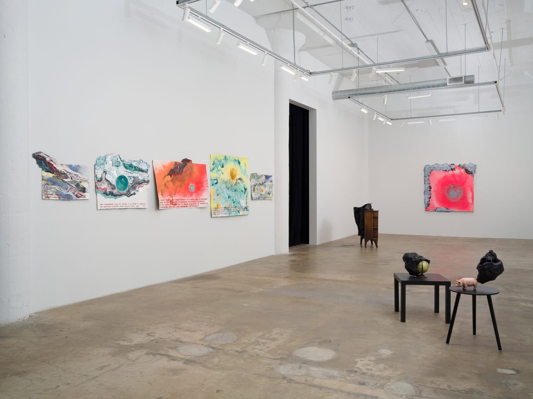 Some lives in the sunshine - Image 2